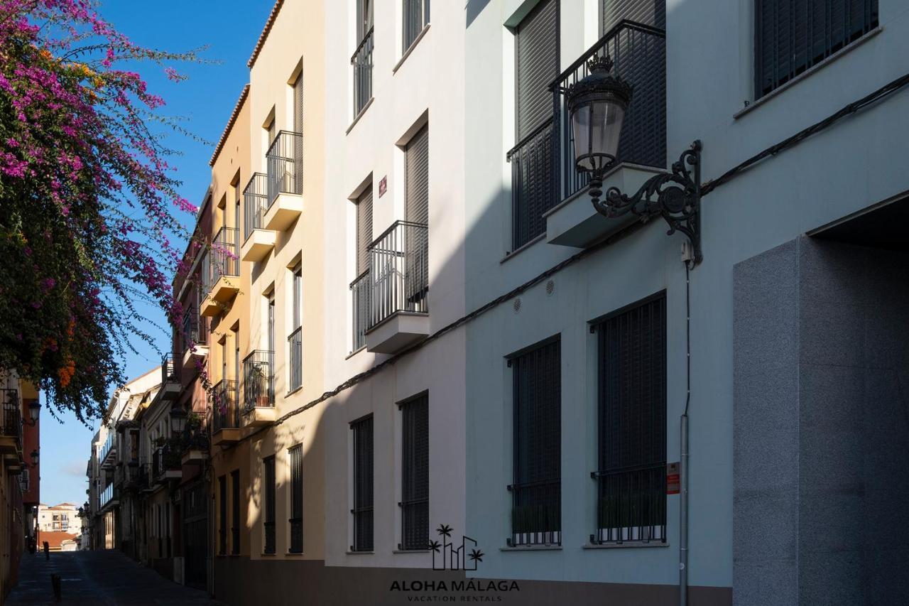 Luxury Duplex With Pool And Padel Court In Town Leilighet